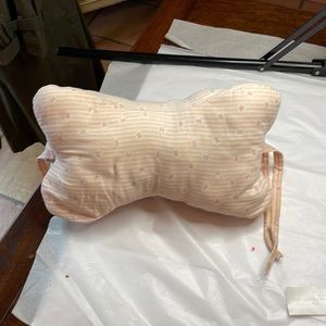 Neck pillow pink and gray